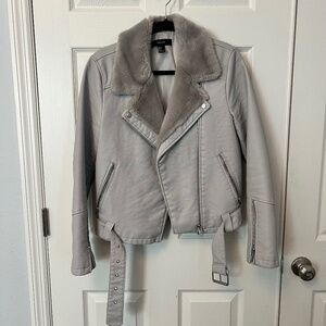 Faux Leather Gray Cropped Lined Biker Jacket w Faux Fur Collar Size L